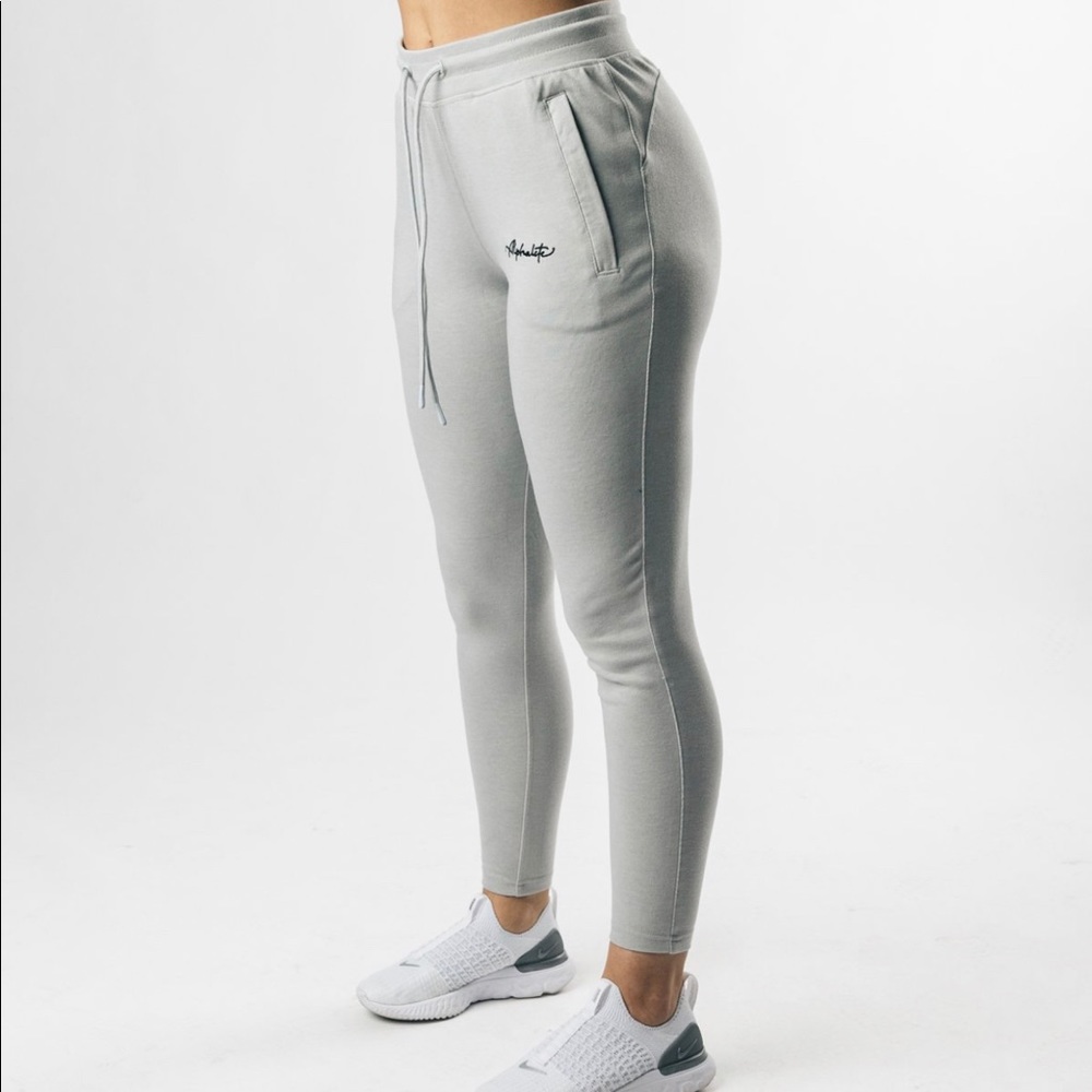 Alphalete jogger
